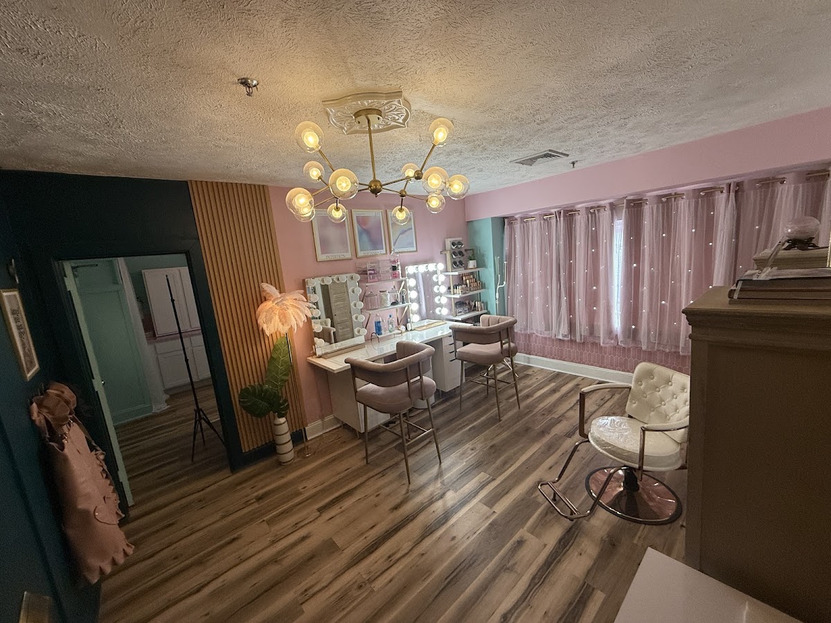 The Glam Cabana