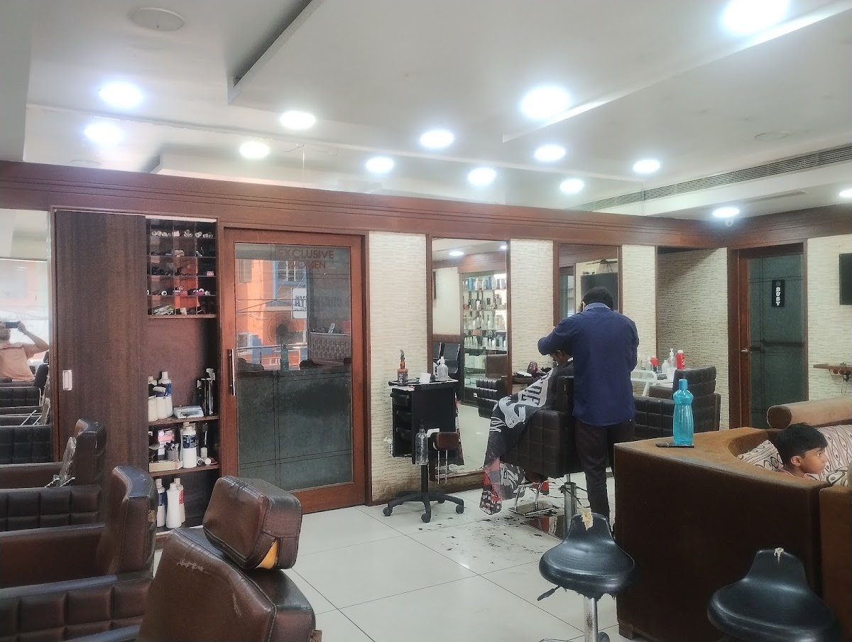 R2 Salon