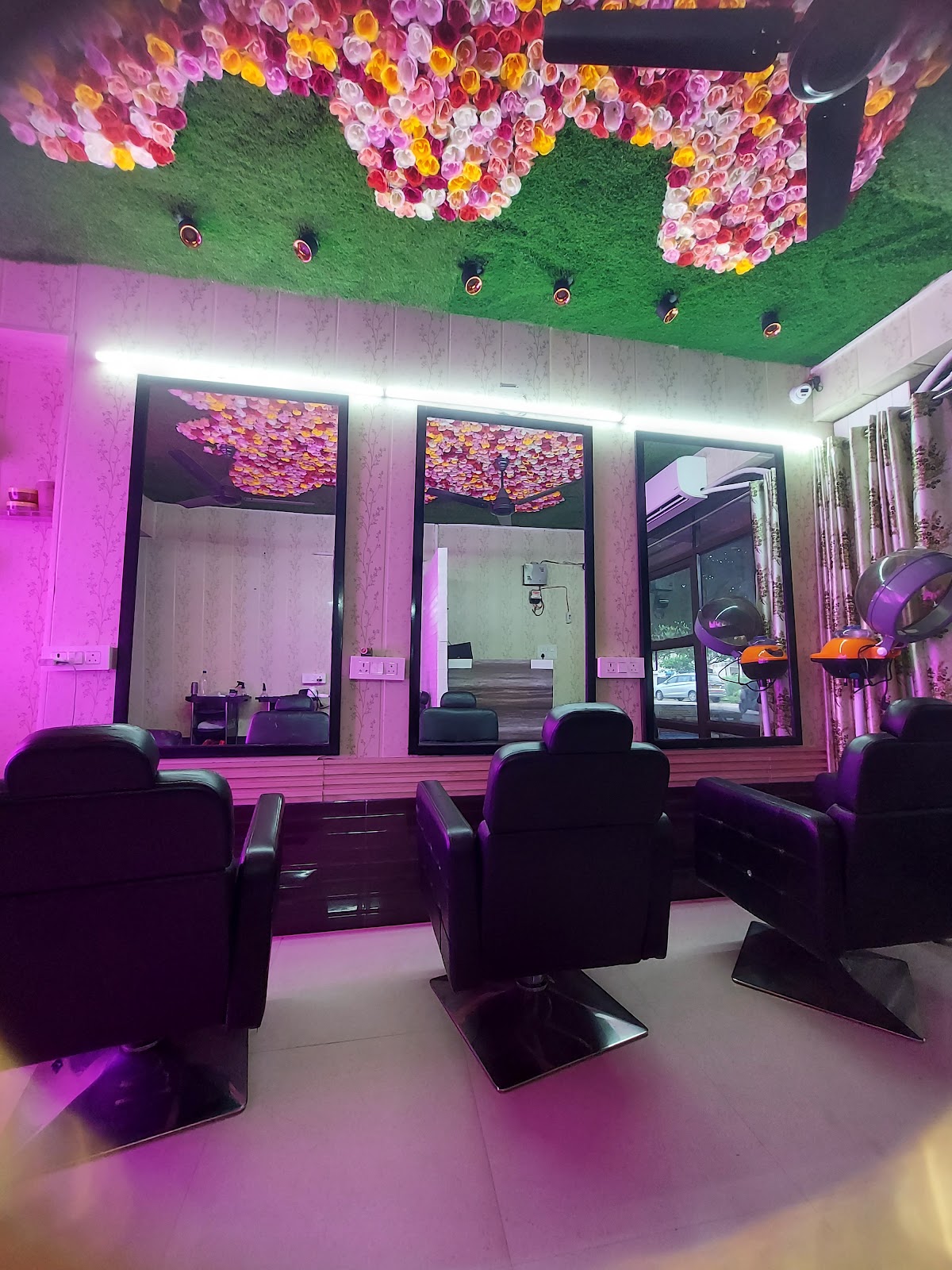 Honeydew Salon