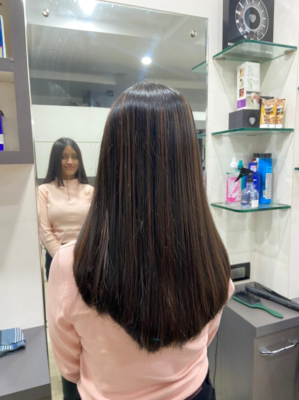 Pushpa Makeover Salon & Academy