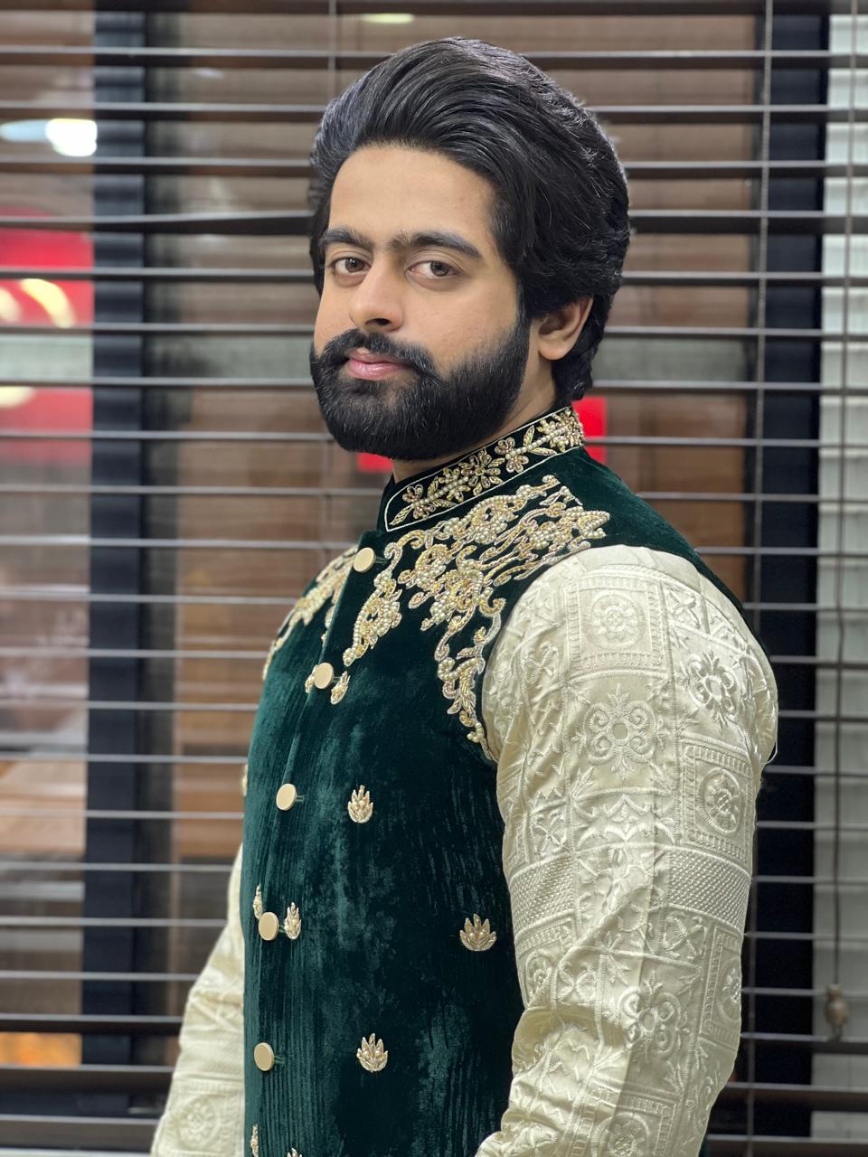 Khawar Riaz Salon