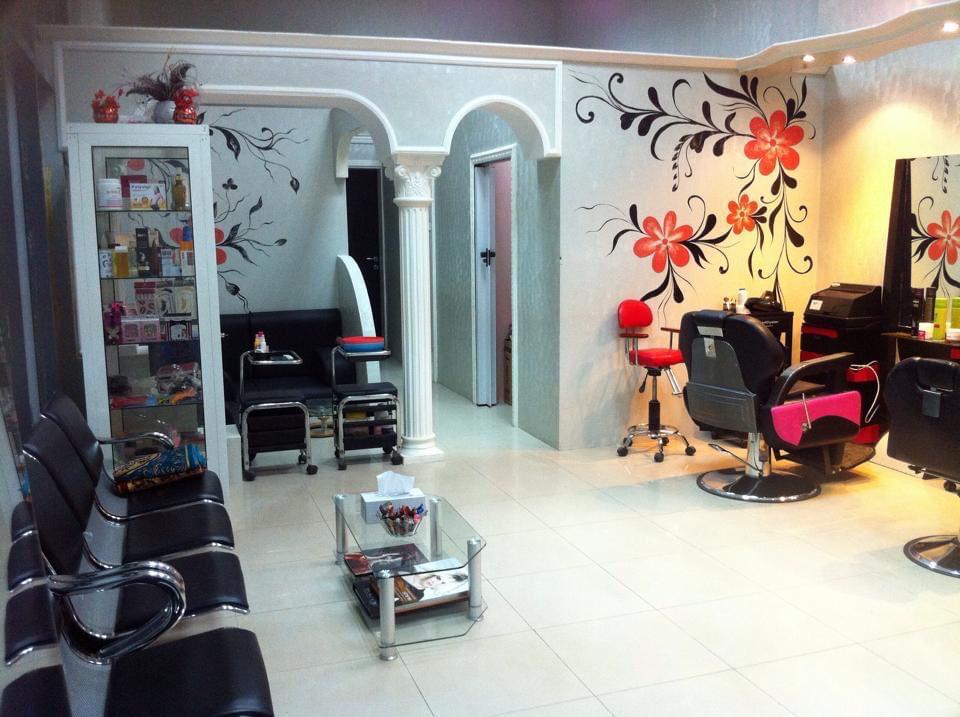Creative Beauty Saloon