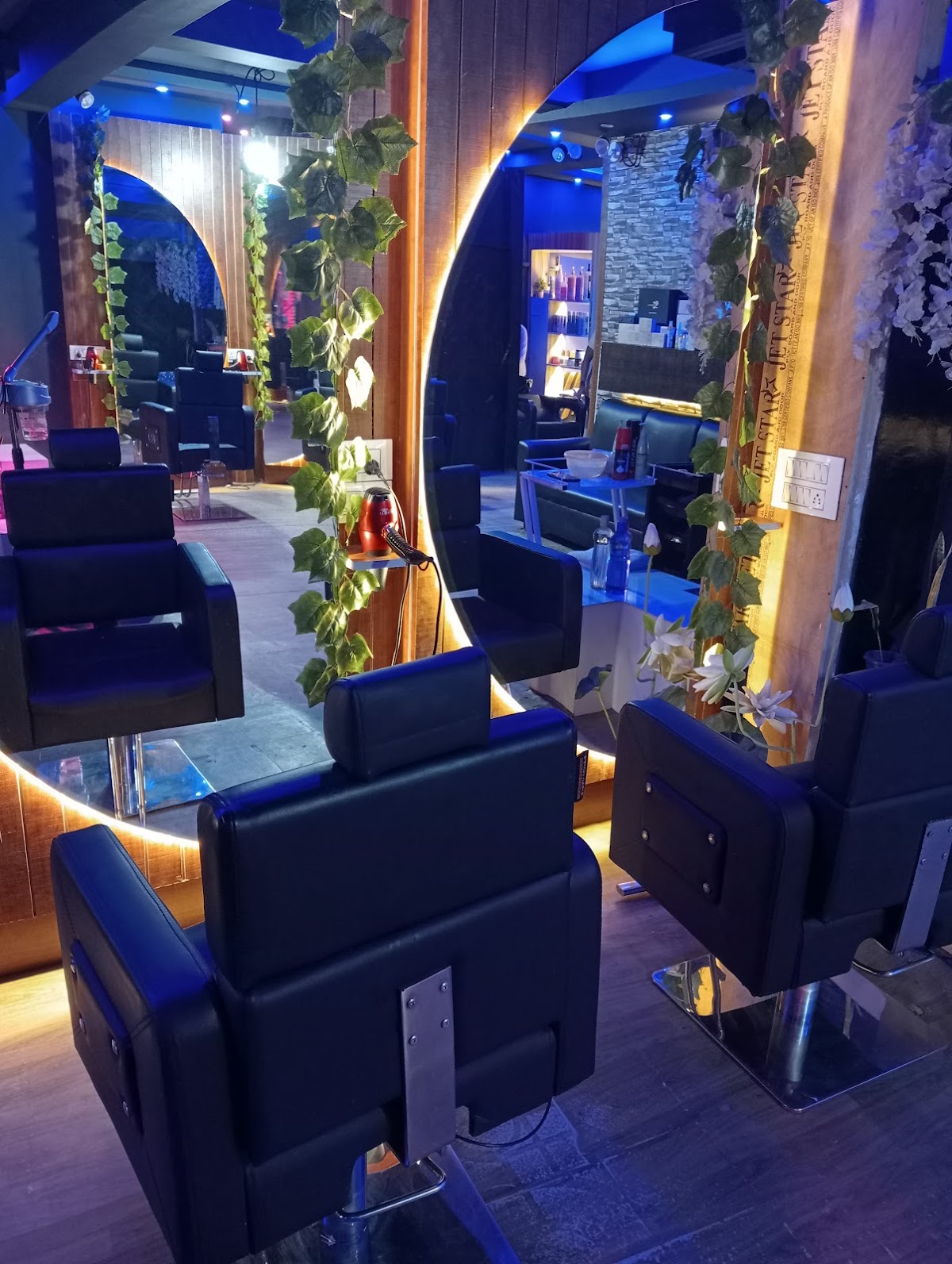 The One family salon