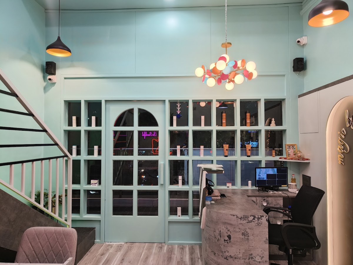 Get Set Glow Unisex Beauty Salon