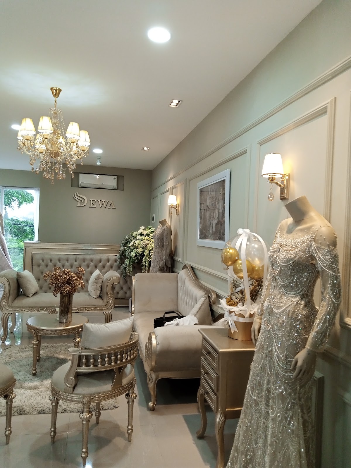 Dewa Make Up and Wedding Gallery