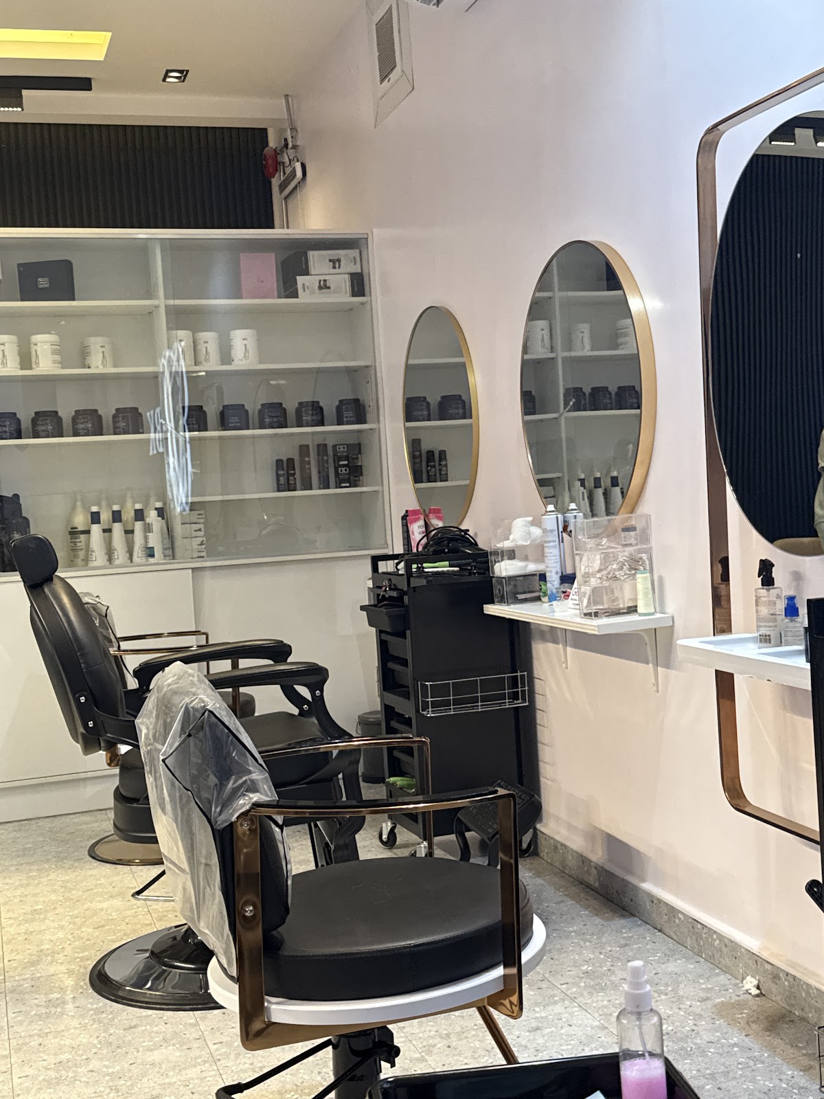 Salon BK by Berta Kanaan