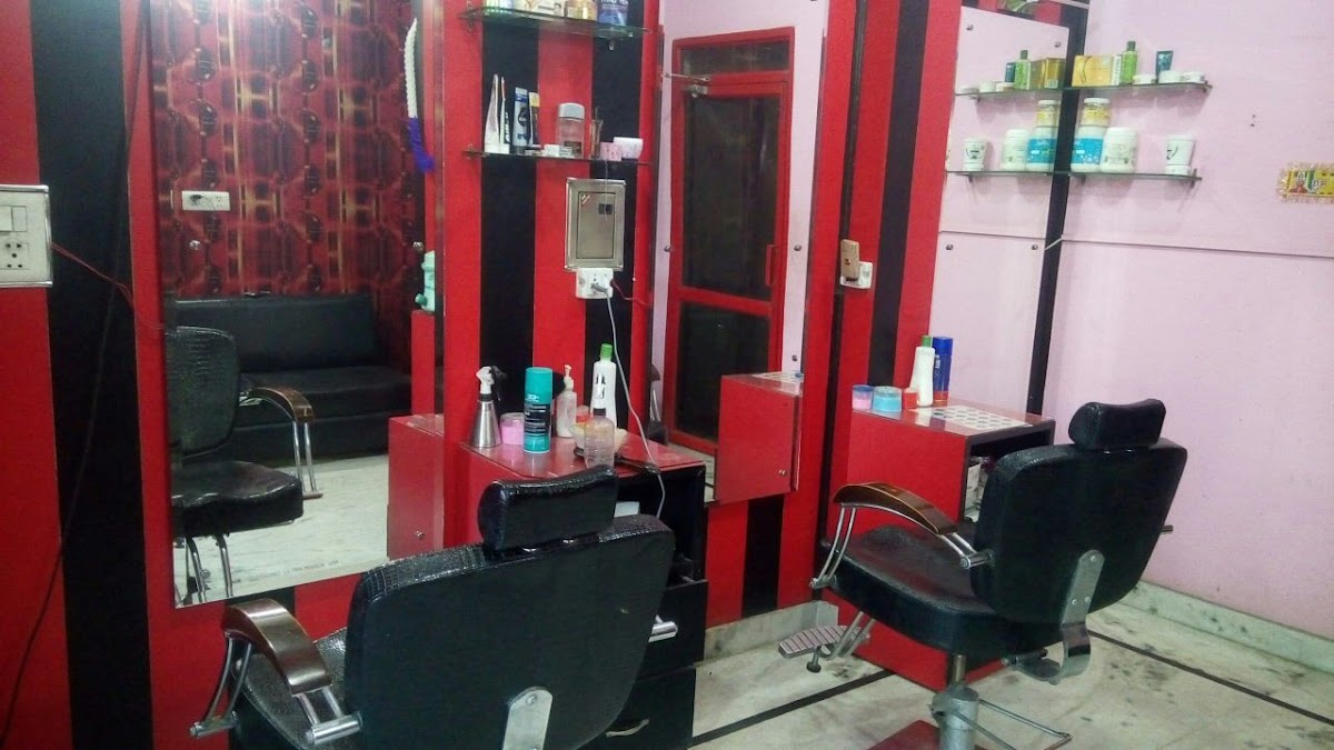 Pooja Shahnaaz Beauty Parlour & Makeover