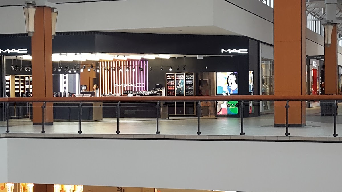 MAC Cosmetics