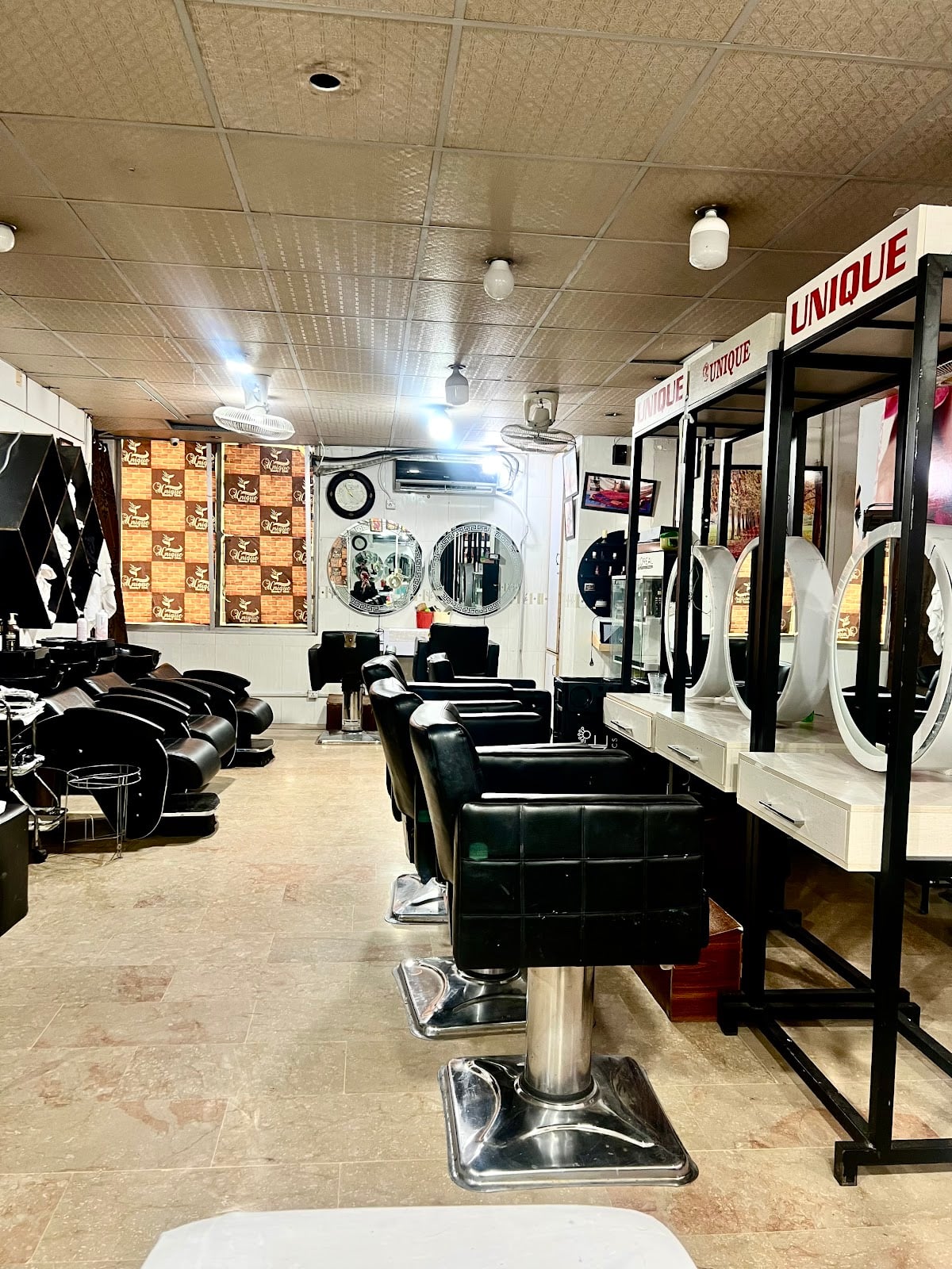 Unique Beauty Salon