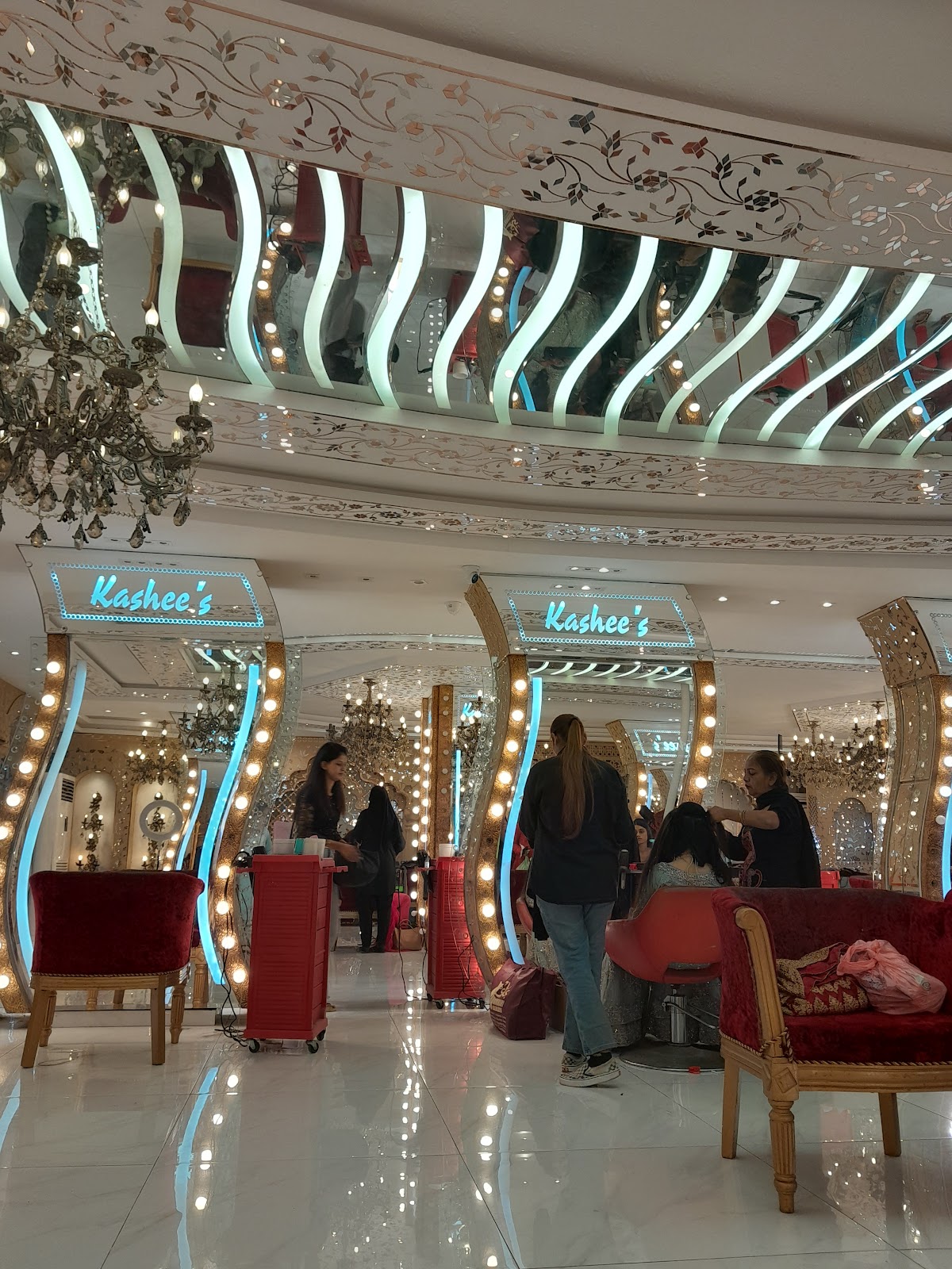 Kashee's Bridal Boutique
