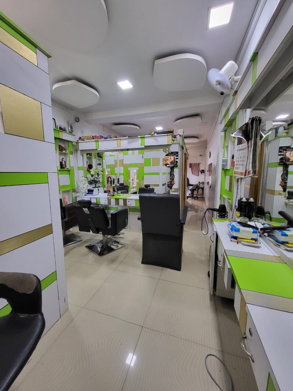 SOUNDHARYA BEAUTY PARLOUR