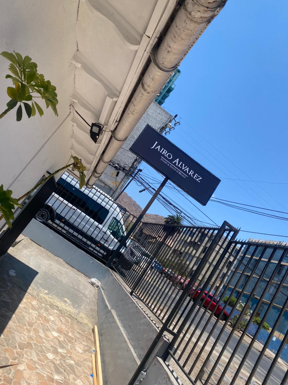Jairo Alvarez Salon