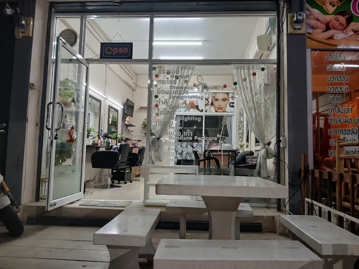 Nu Pleng Beauty & Salon