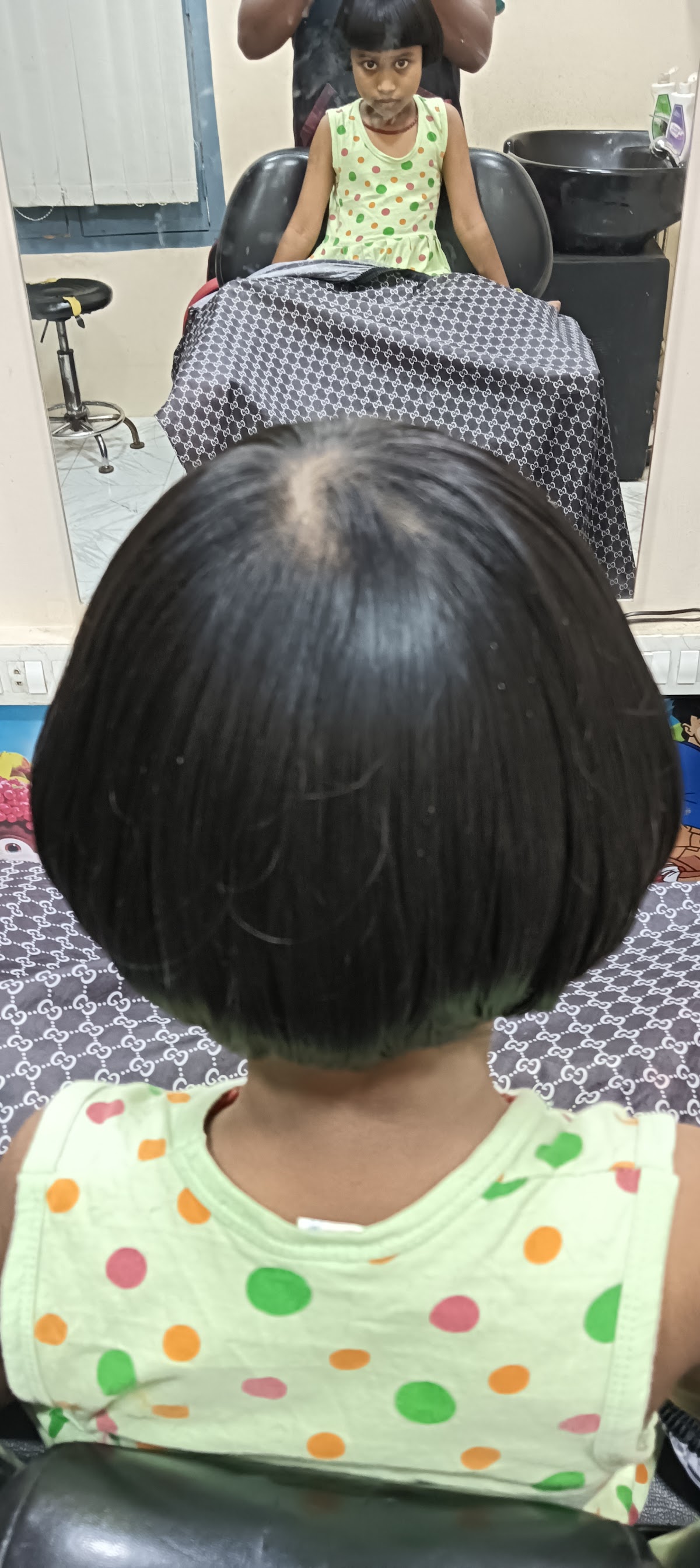 CUTE CARE FAMILY BEAUTY PARLOUR