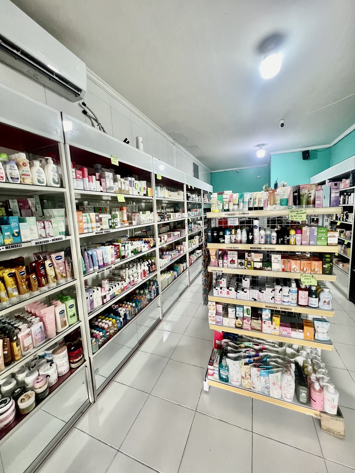 Liya Store Cosmetics & Accessories