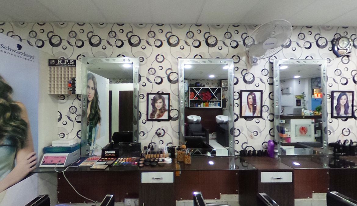 R.P.S. PROFESSIONAL HAIR BEAUTY & MAKE-UP STUDIO