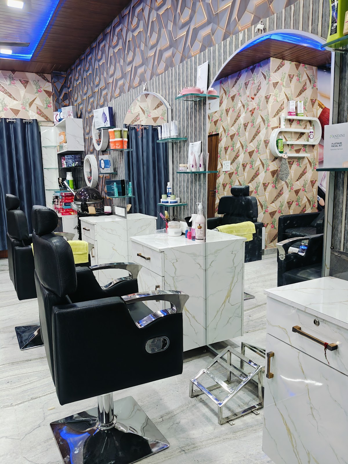 Shree Makeover Saloon