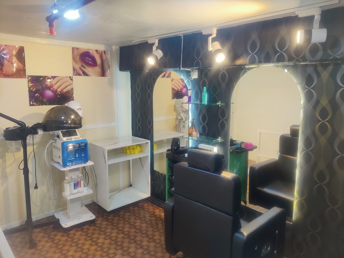 VS Beauty Side Parlor & Cosmetic