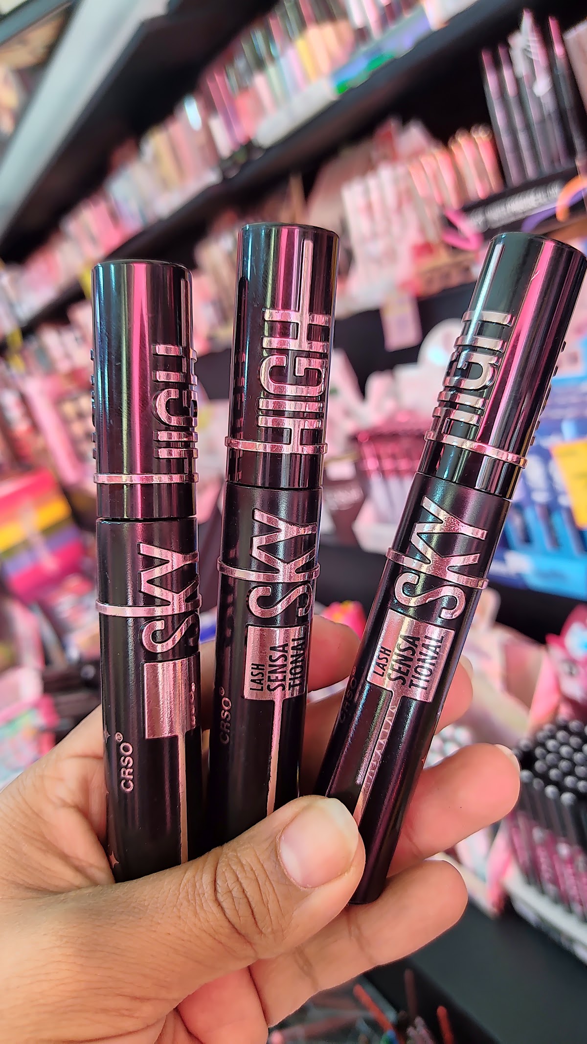 Lunet Makeup Store Studio