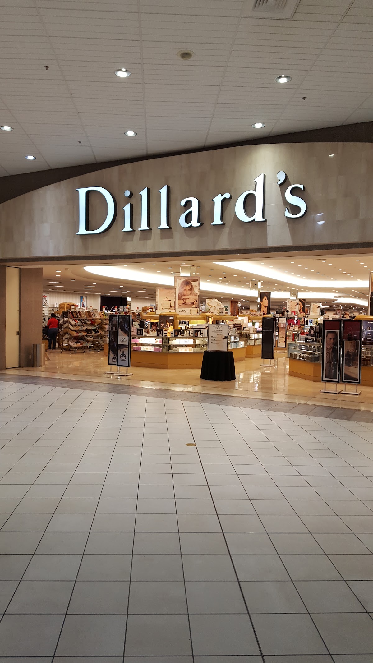 Dillard's