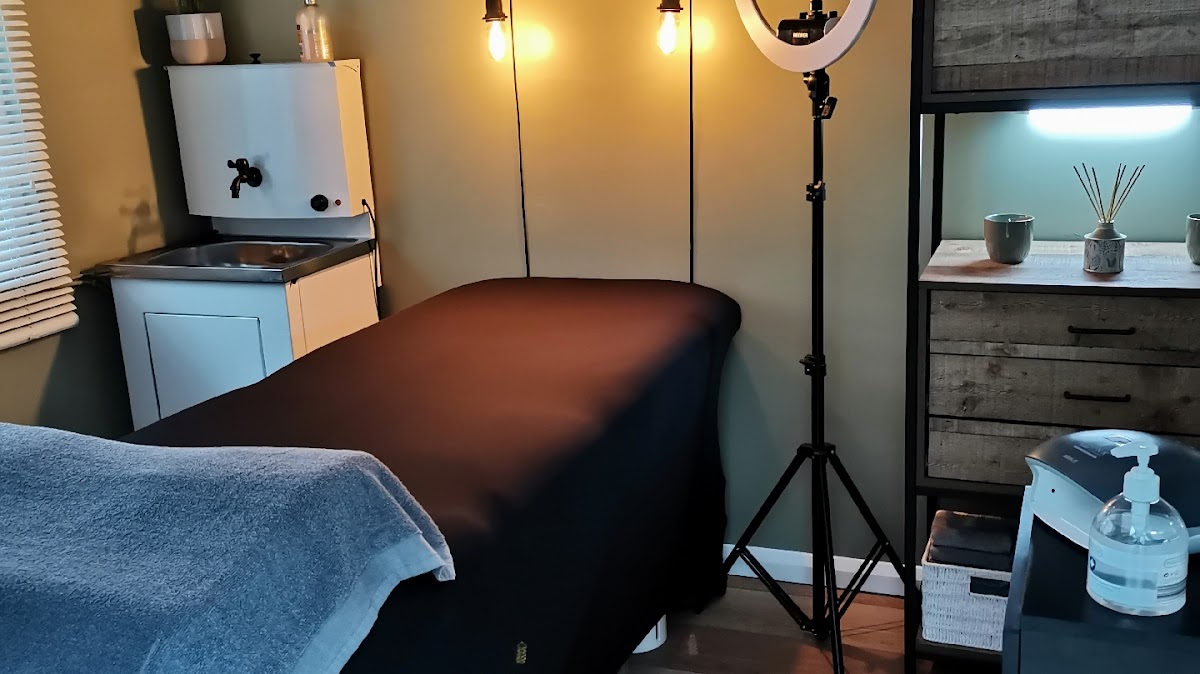 Nikki Martin Beauty Therapy & Education
