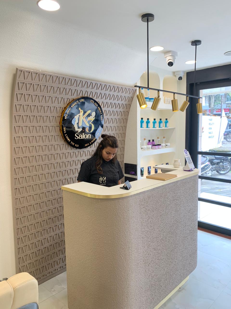 K3 Salon Lounge