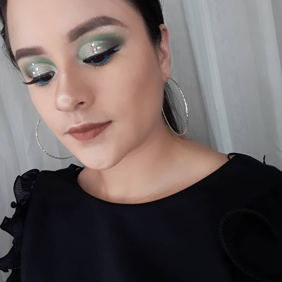MundoPalette MakeUp Studio by Gaby Torres
