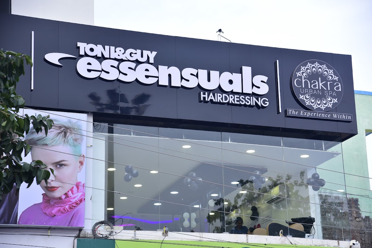 Essensuals by Toni&Guy