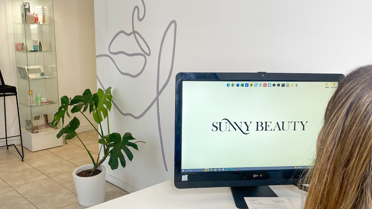 SUNNY BEAUTY STUDIO