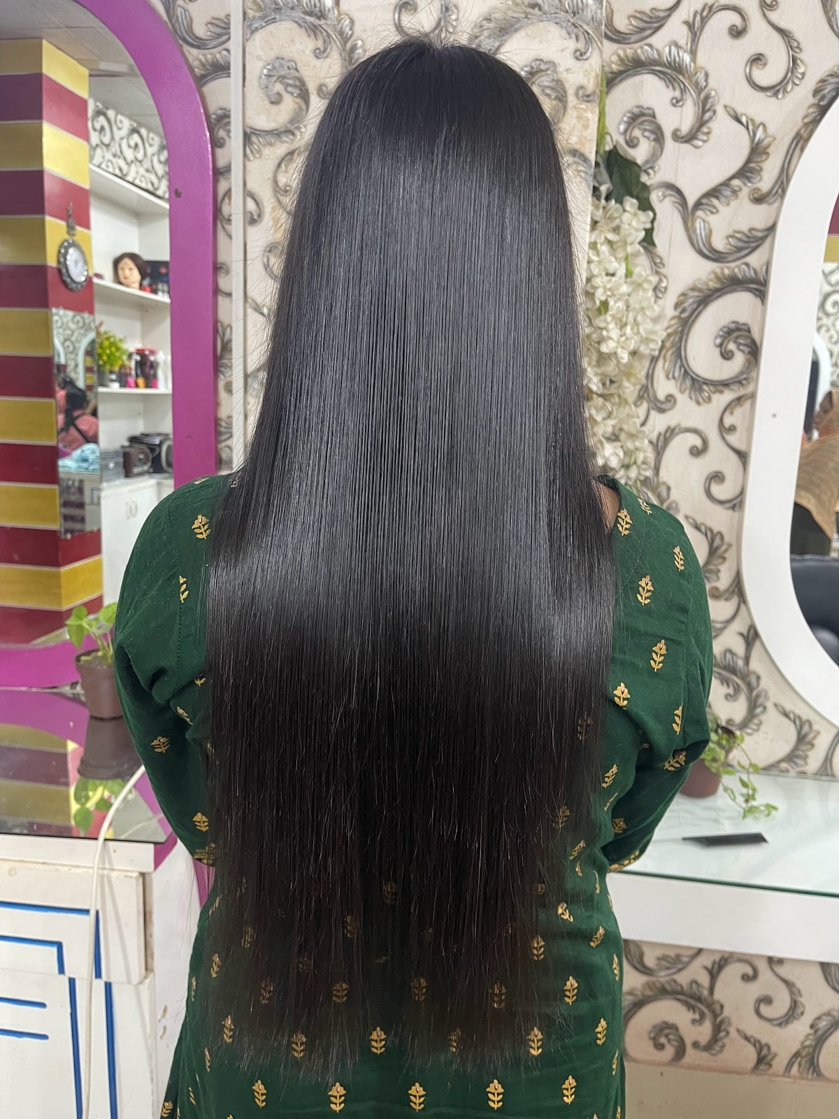 Makeover Women's Parlour