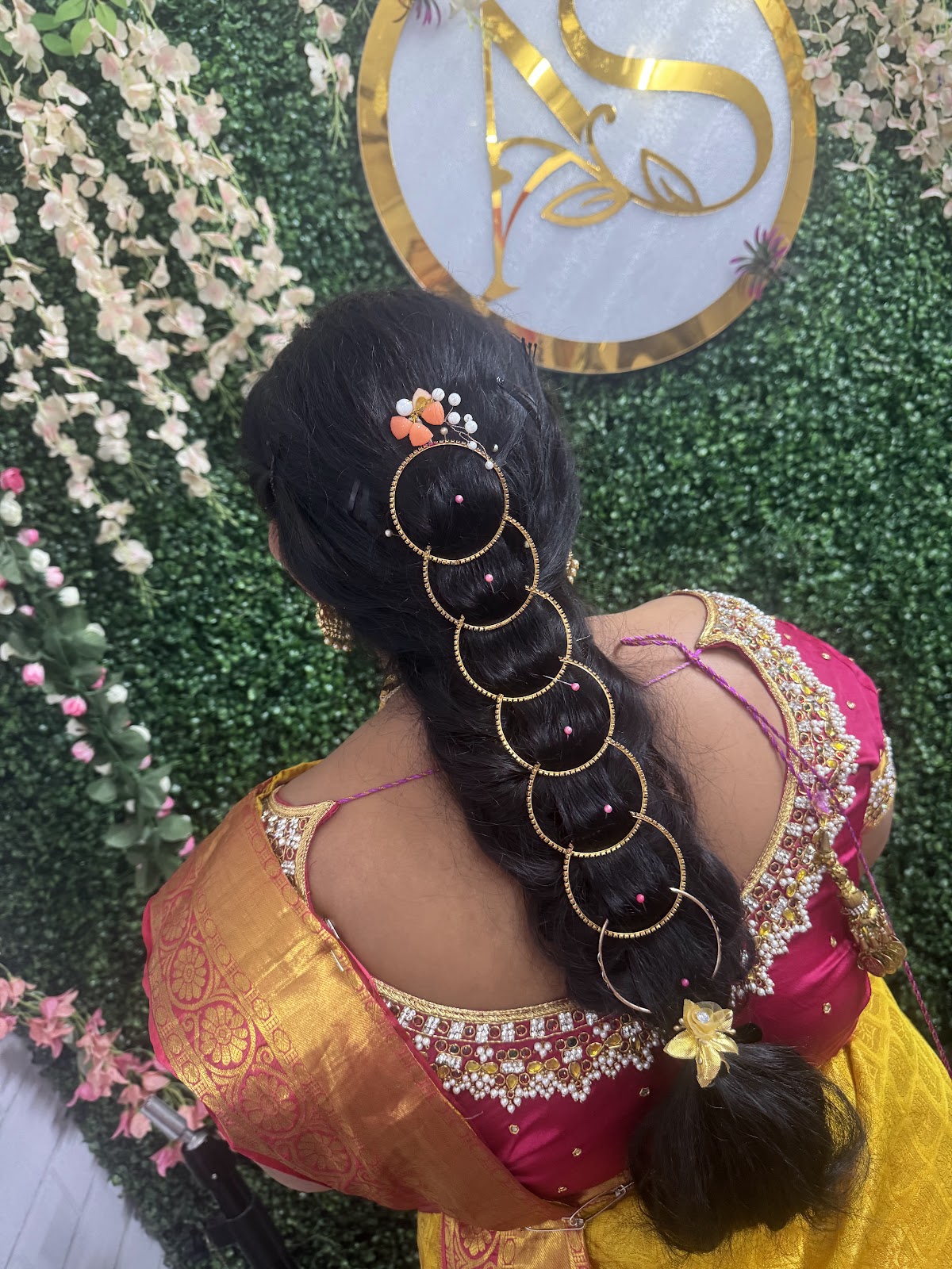 Anoosri beauty clinic & boutique