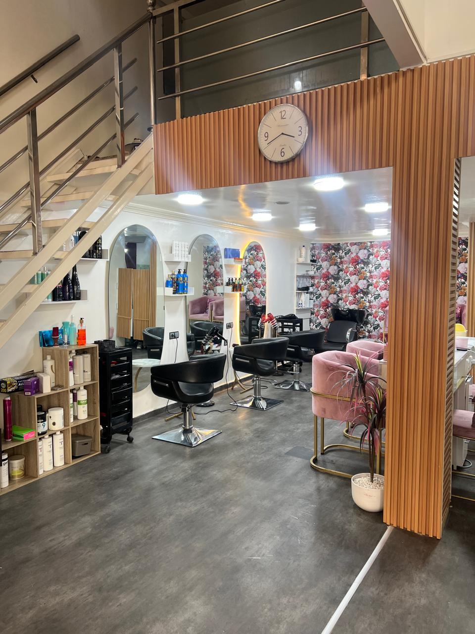 Les Camelias Salon de coiffure et Hammam pour femme