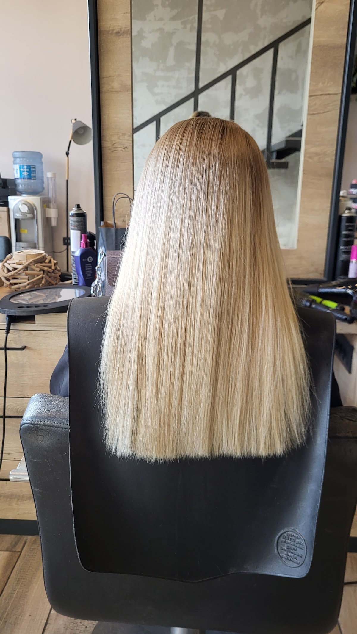 Daniel Nikolovski Hair & Make Up Studio