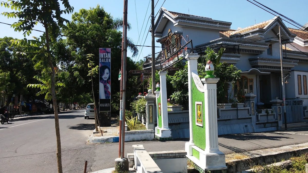 Intan Salon
