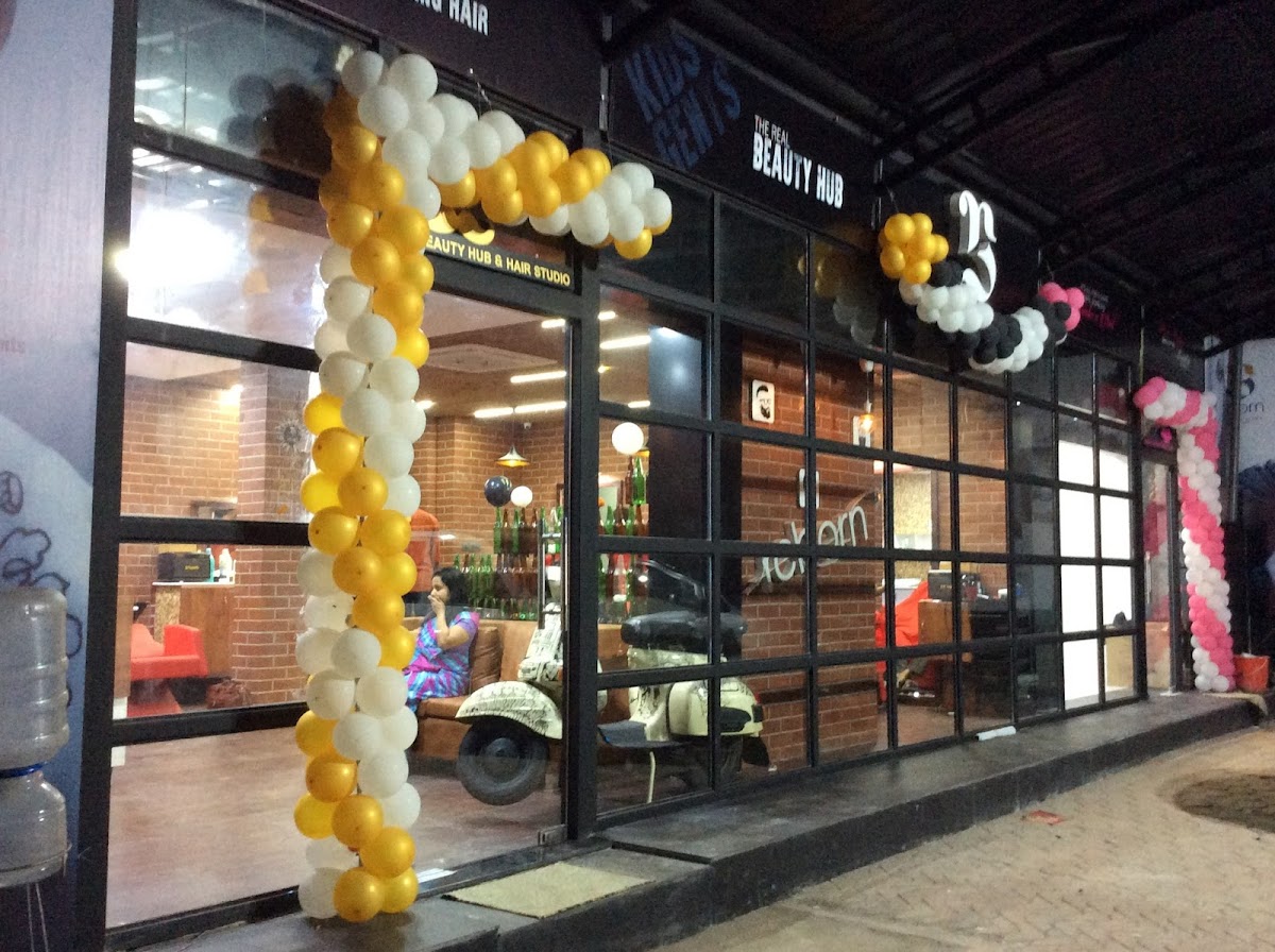 Reborn Gents & Ladies Beauty Hub