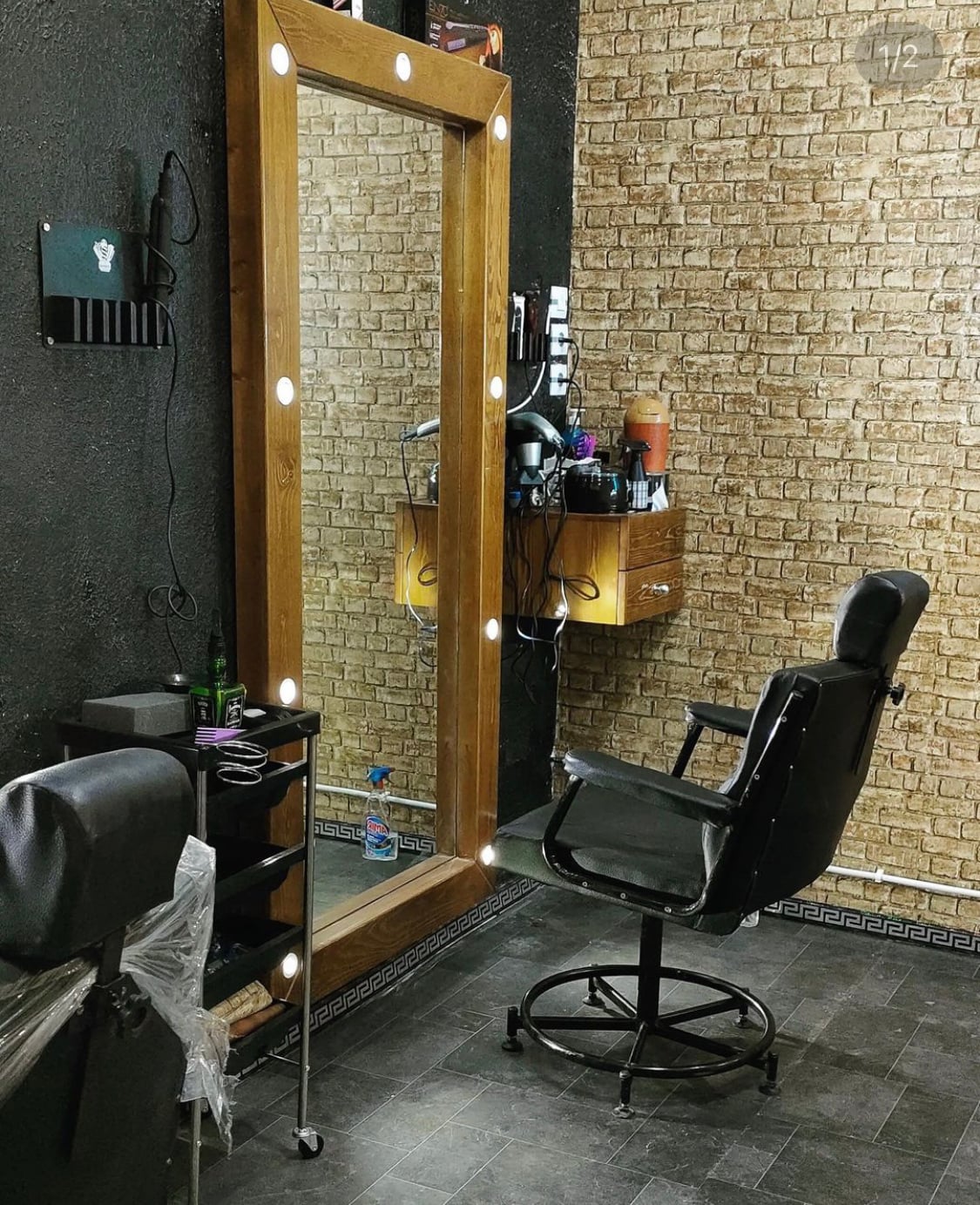 Mayo barber Shop