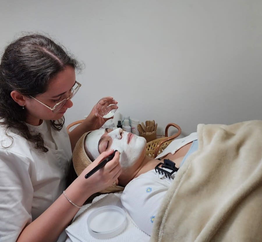 Anna Podolsky Cosmetician - AP Cosmetics