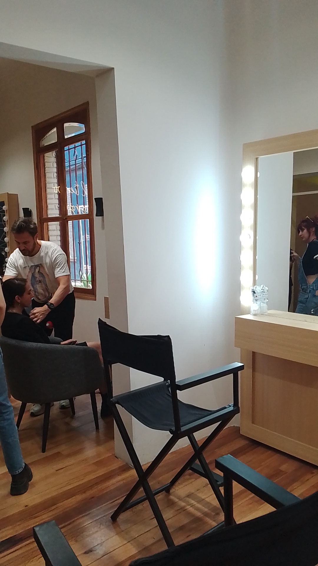 CHULA | sala de maquillaje, peinado, cejas HD