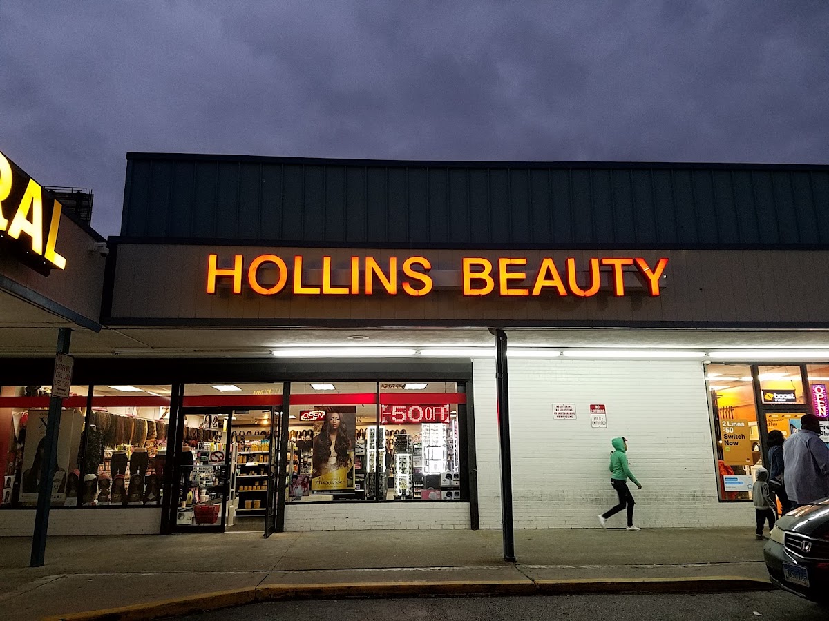 Hollins Beauty