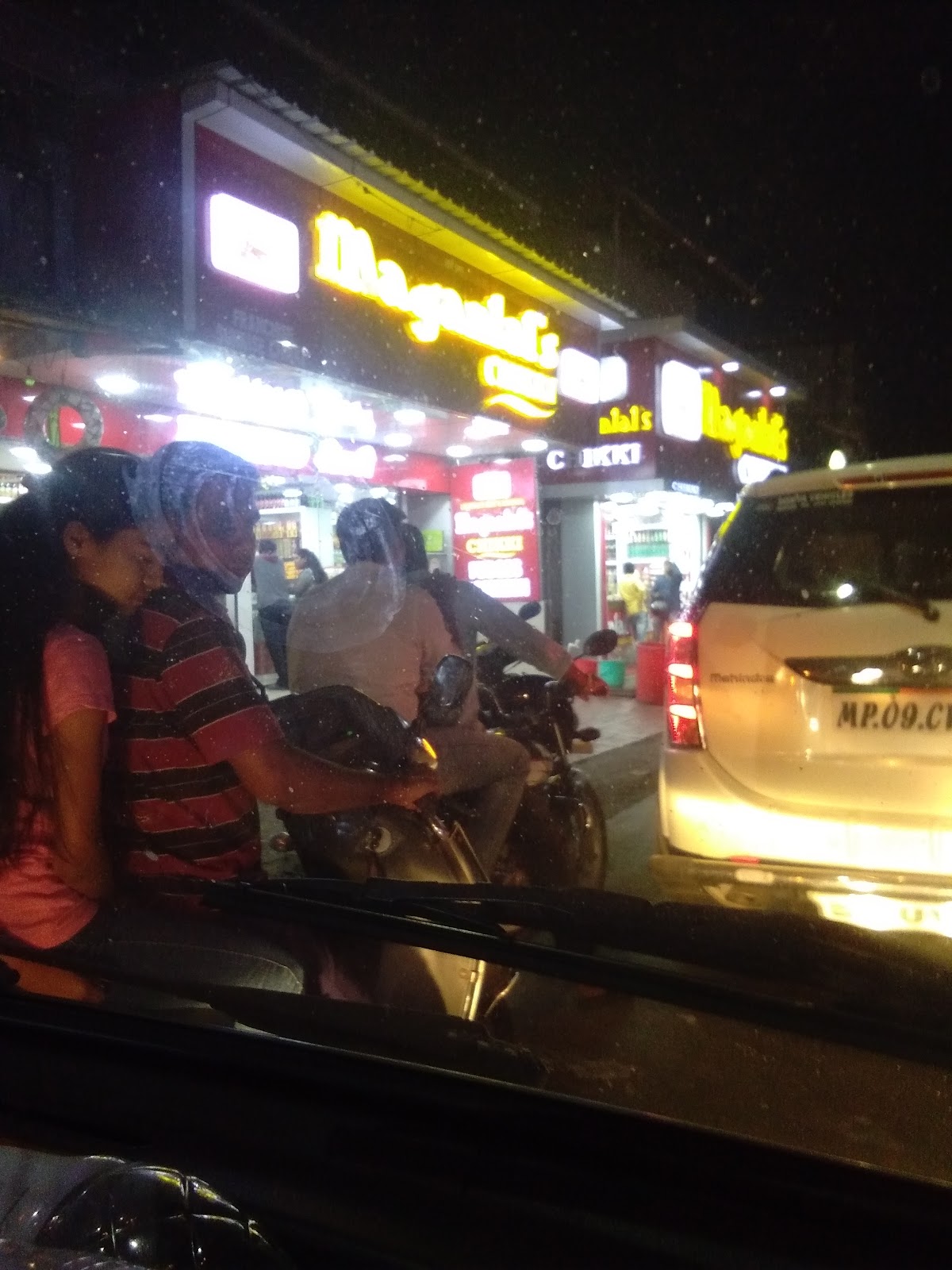 Lavanya Beauty Parlour