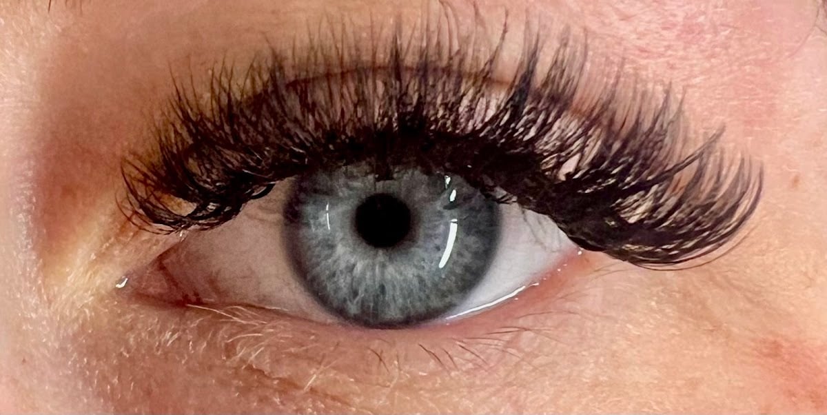 Lashes & More by Julia