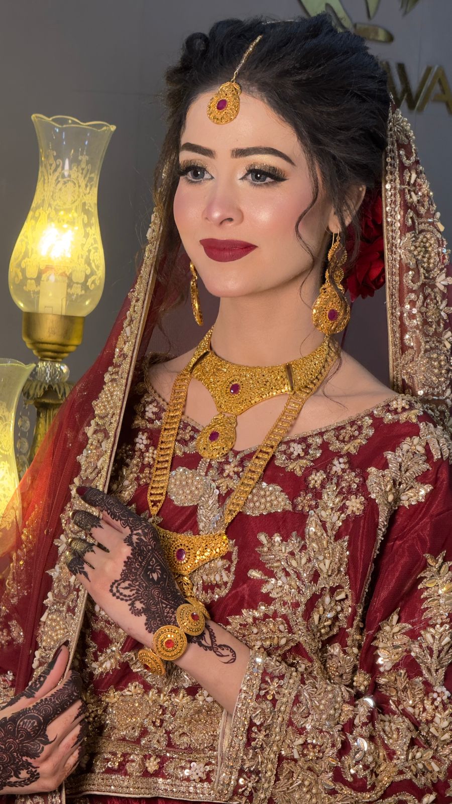 Somi's Awan salon
