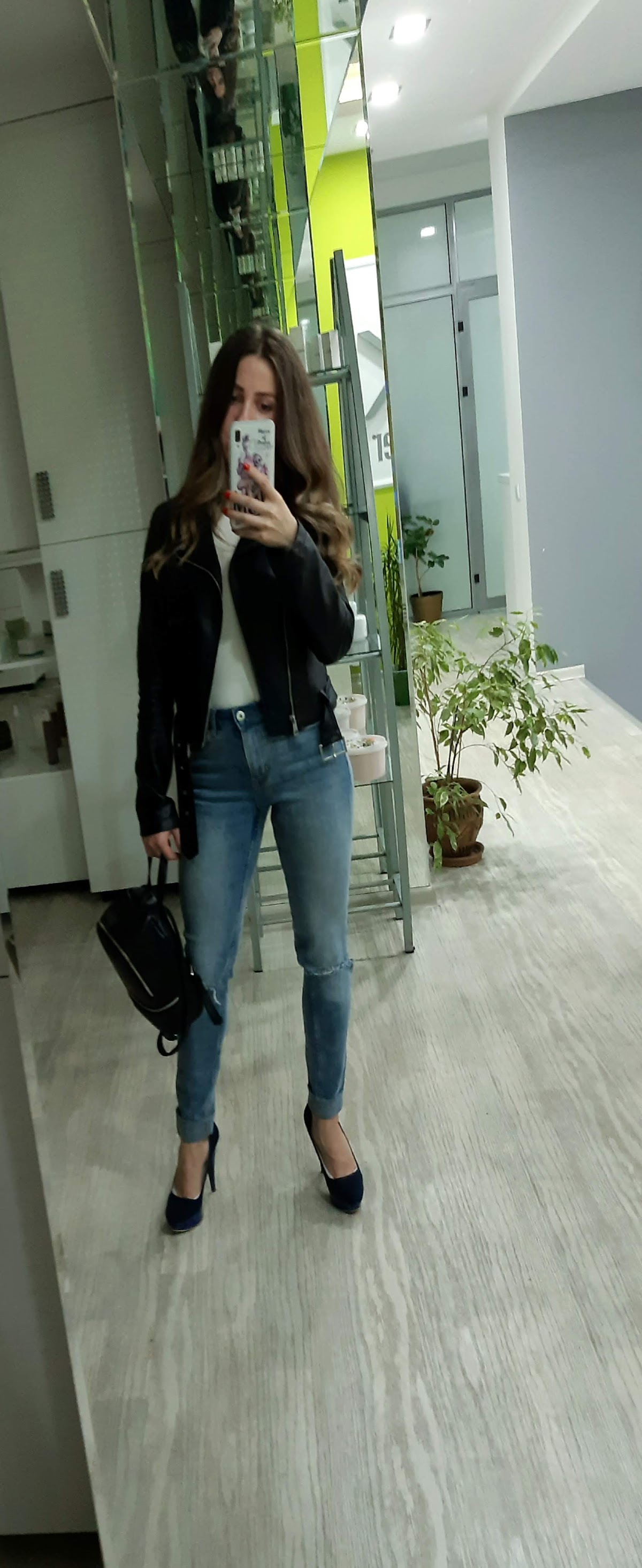 V.OK aesthetic dermatology clinic