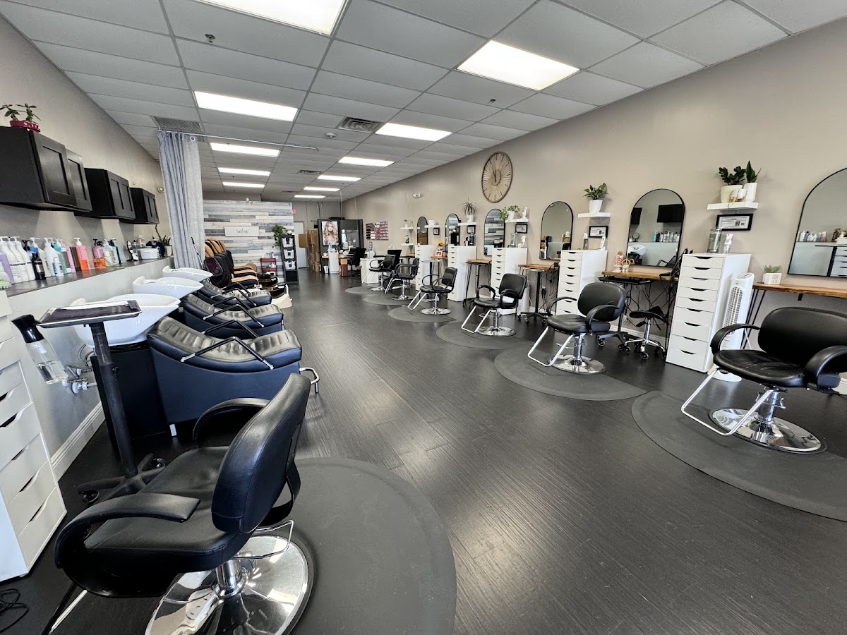 The Painted Lady Salon