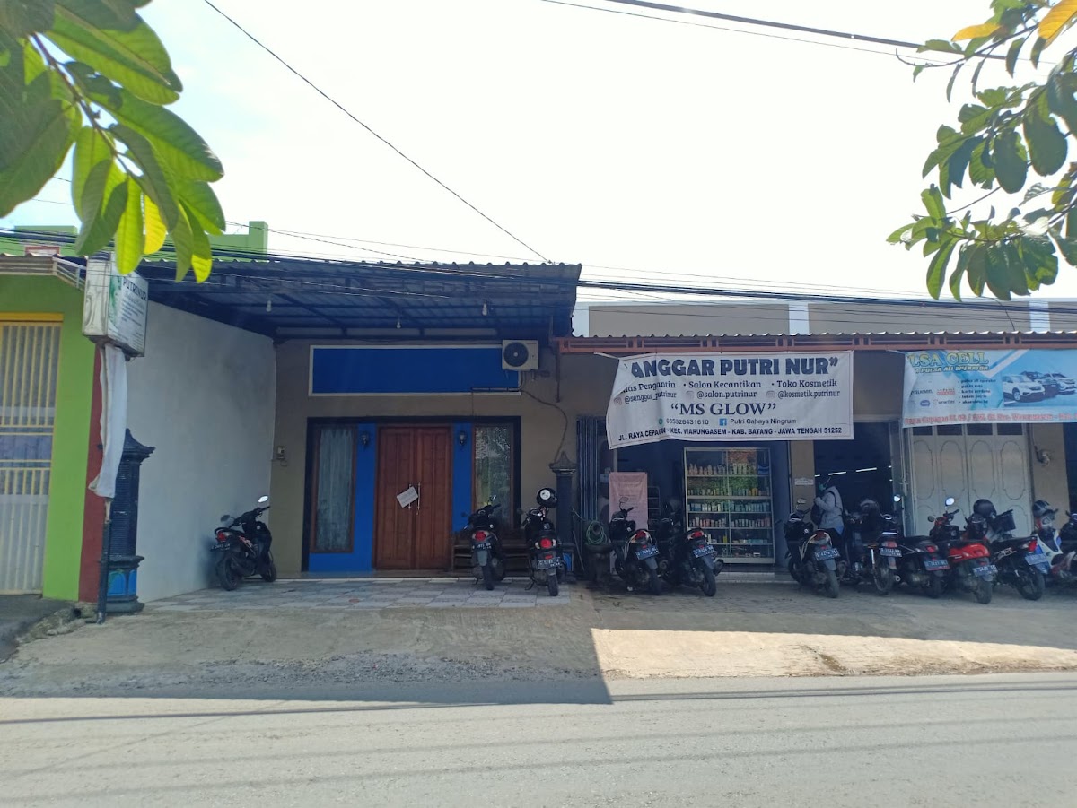 Salon dan Makeup Putri Cahaya