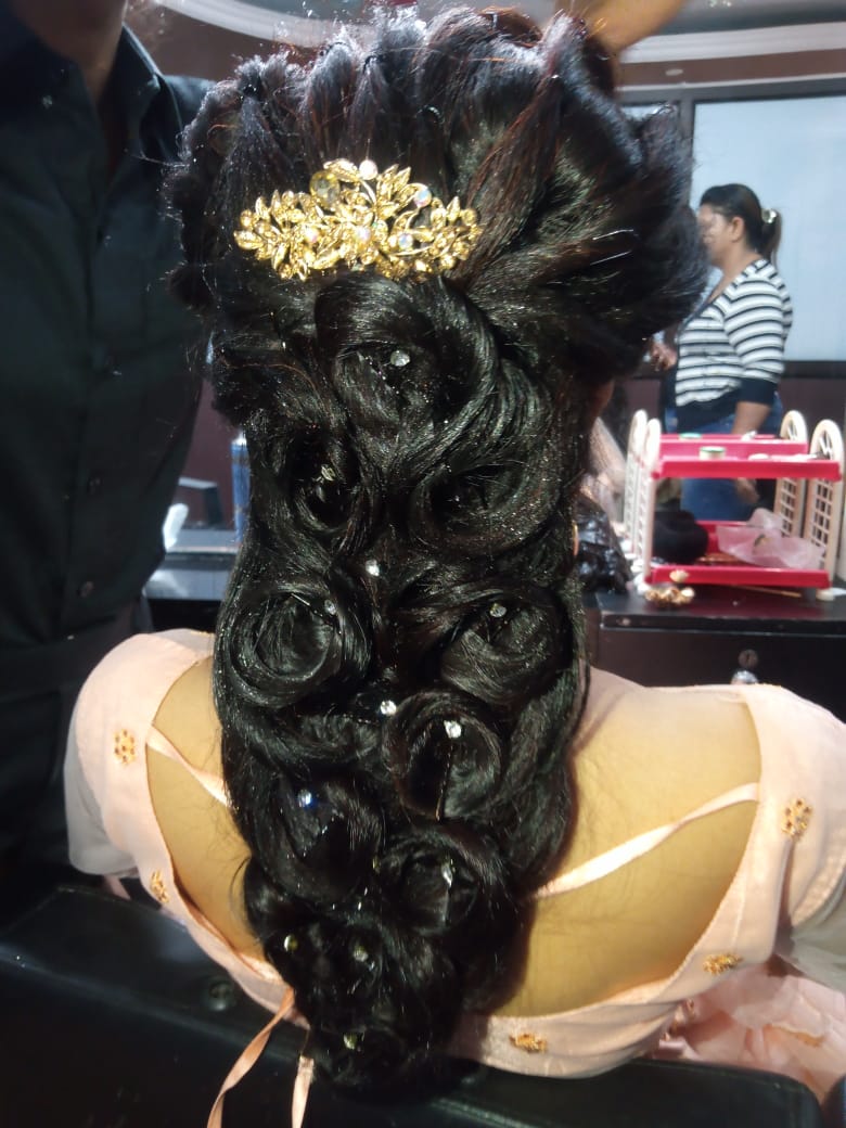 B Blont Makeup Studio