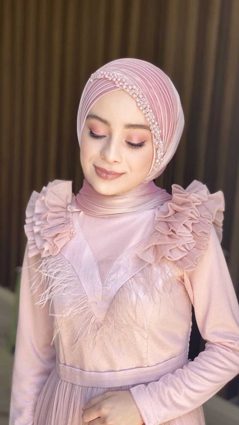 Lavin Turban Tasarim Makeup Studio