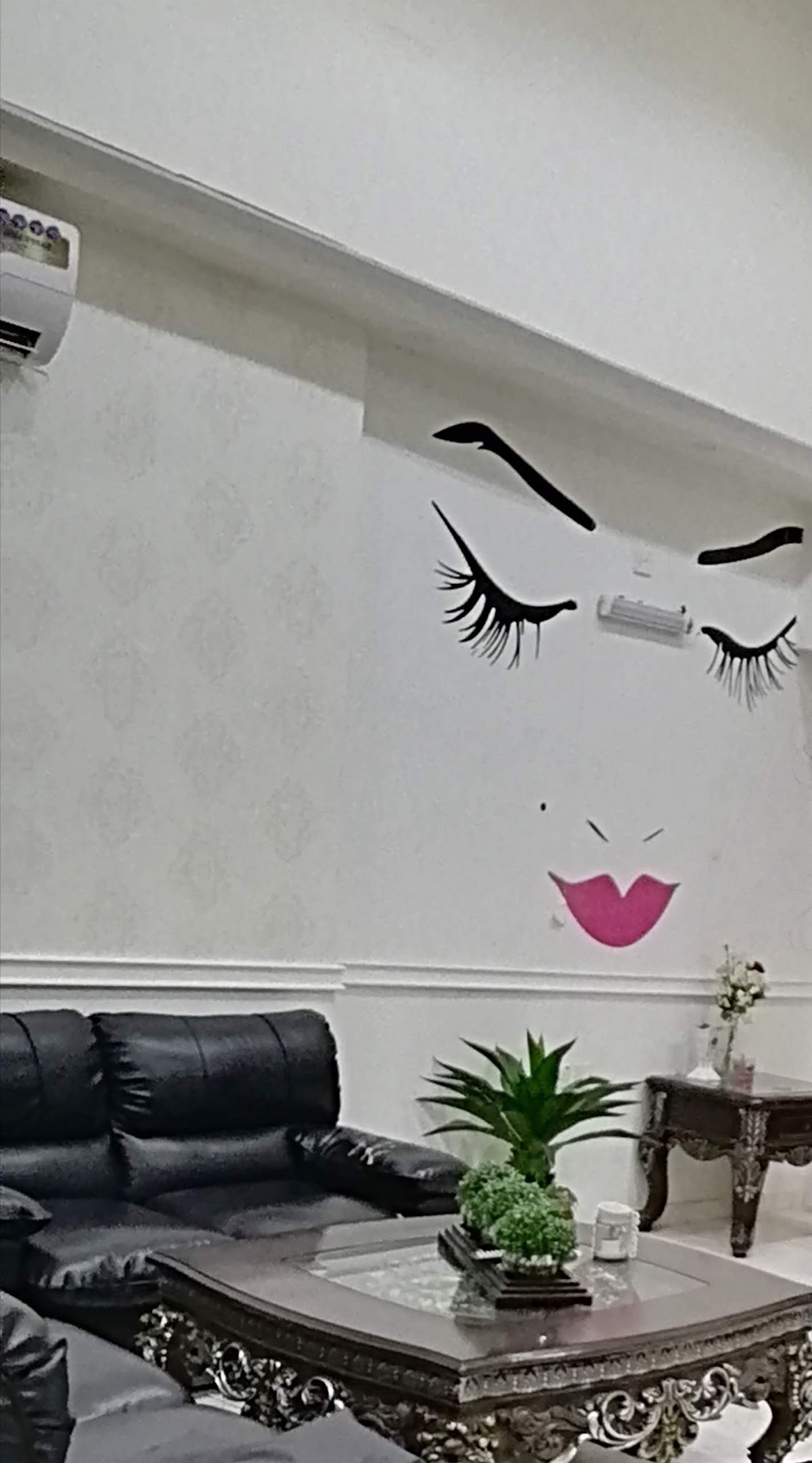 Shumukh Salon