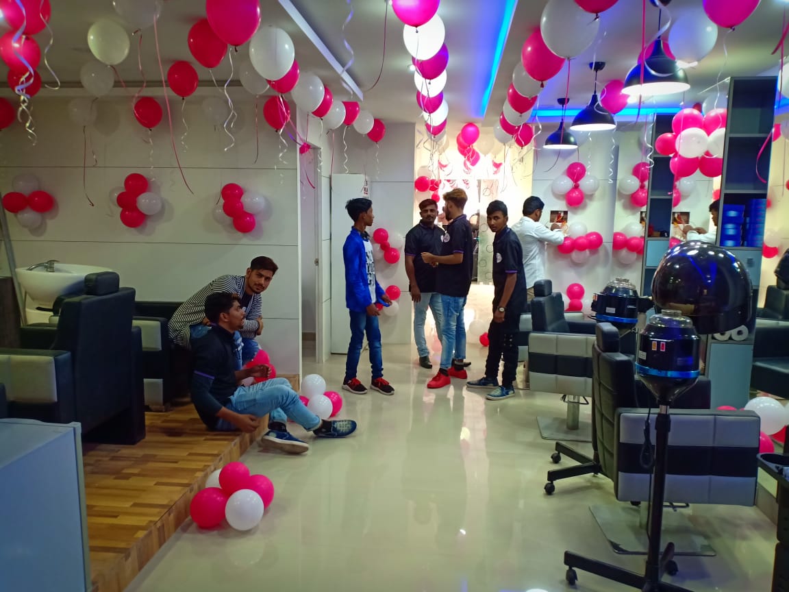 New Look Saloon