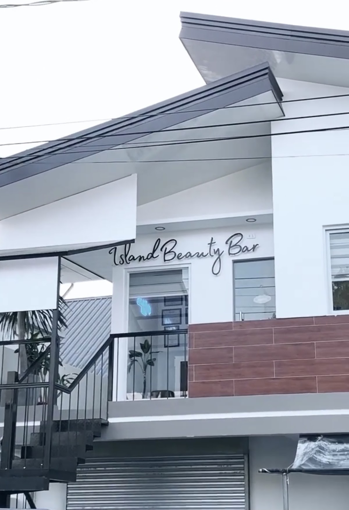 Island Beauty Bar